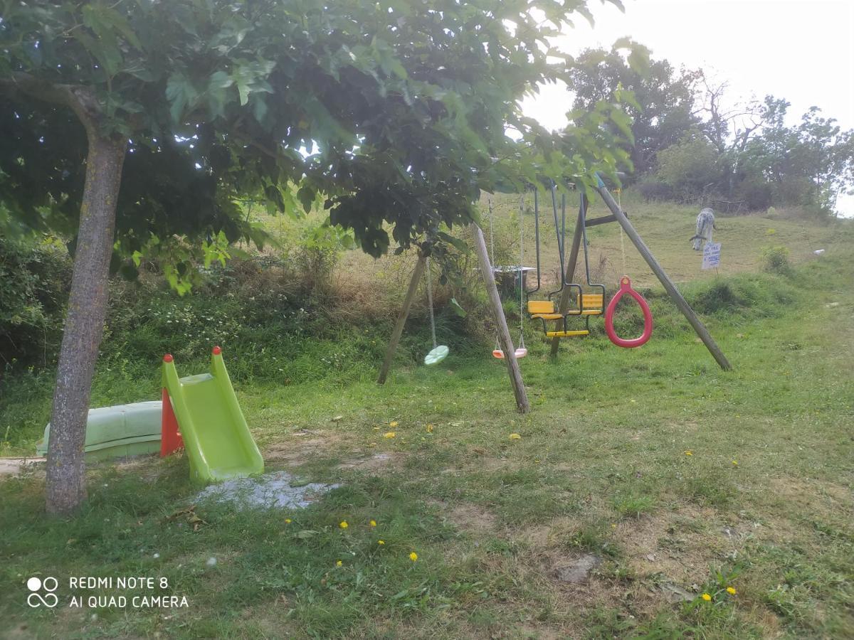 Gites "Le Bret" Saint-Sylvestre  Esterno foto